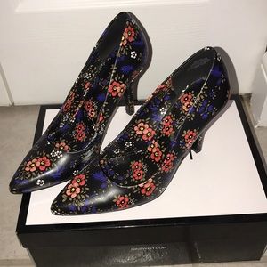 Flower printed heels